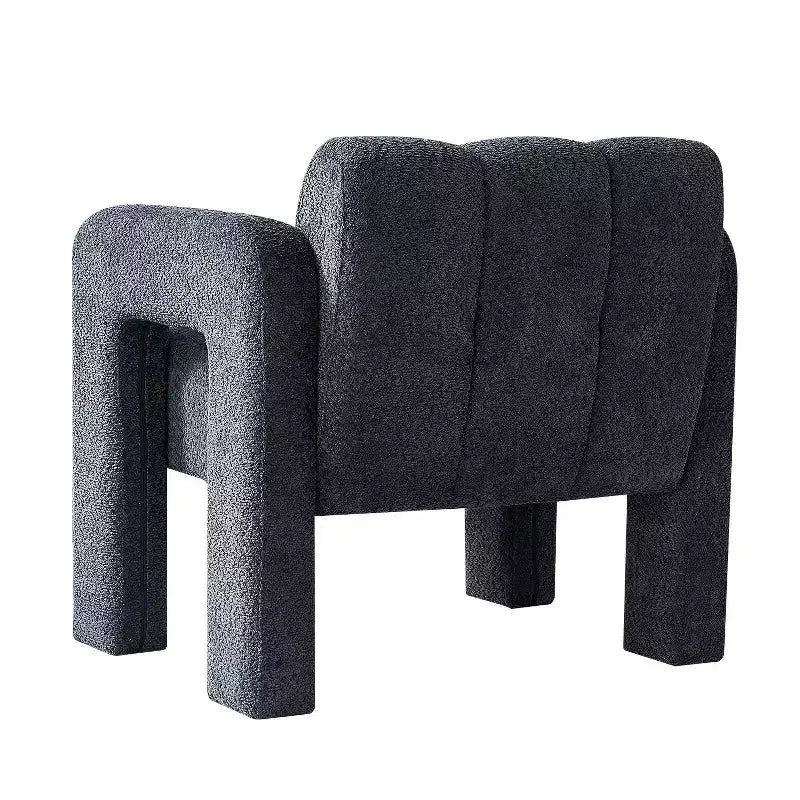 Poltrona accent imbottita ampia in Bouclé – Struttura in legno massello, schiuma ad alta densità