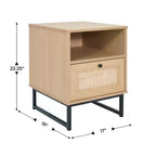Comodino Malaki Mid-Century Modern con cassetto in rattan e ripiano aperto