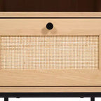 Comodino Malaki Mid-Century Modern con cassetto in rattan e ripiano aperto